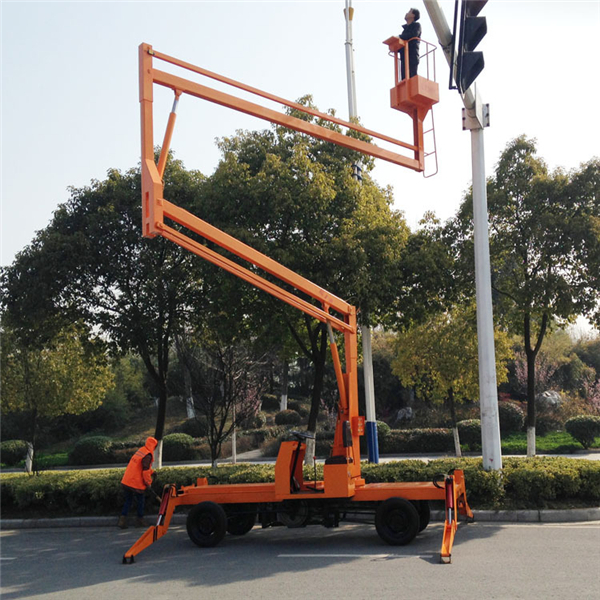 高空作业车